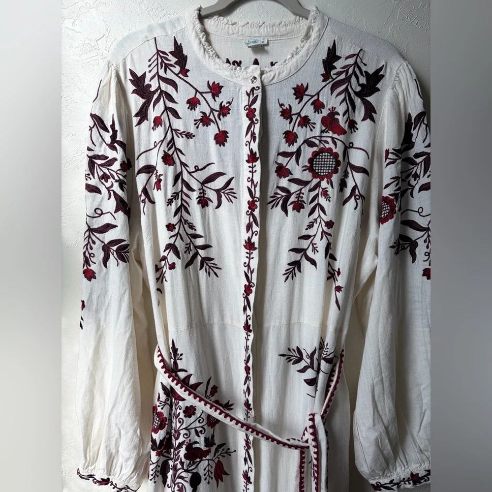 Sundance White Burgundy Embroidered Maxi Dress Tie Waist Boho Cottagecore XL - Picture 8 of 16